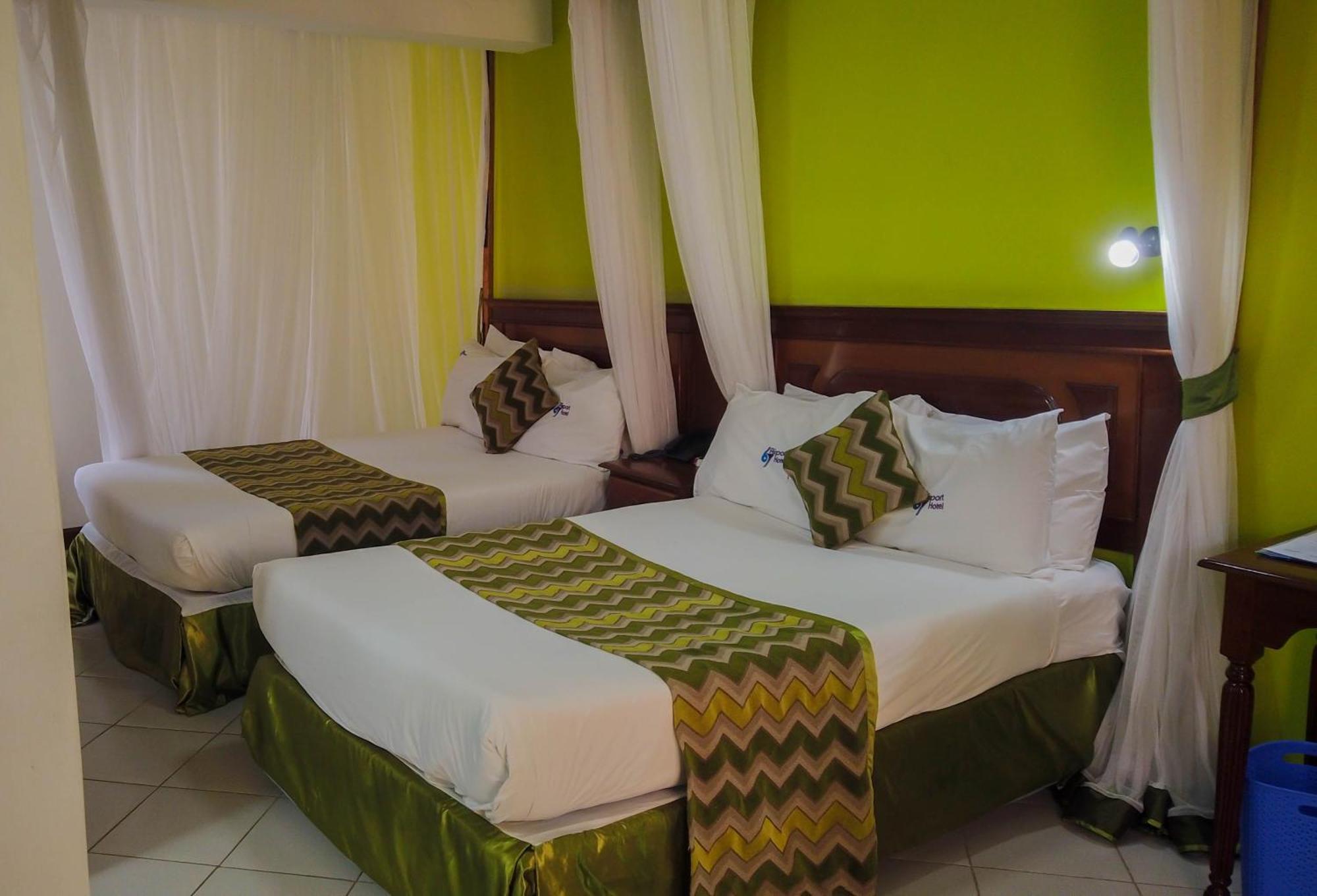 67 Airport Hotel Nairobi Mlolongo ภายนอก รูปภาพ