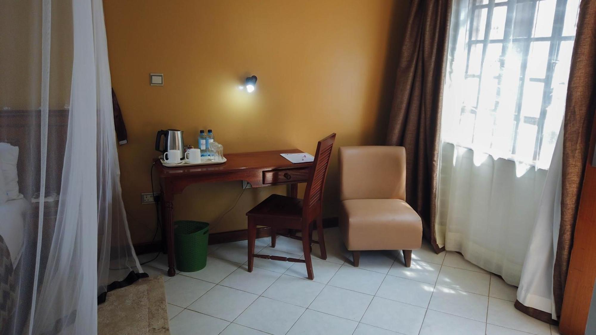 67 Airport Hotel Nairobi Mlolongo ภายนอก รูปภาพ